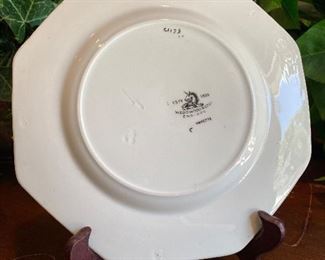 Wedgewood Nanette Pattern 8.5" Plate