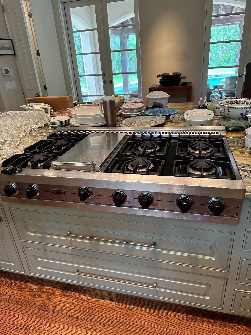 Viking six burner plus griddle