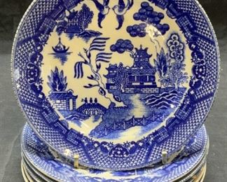 Set 6 Porcelain Blue Willow Plates, Japan
