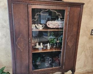 Vintage China cabinet hutch