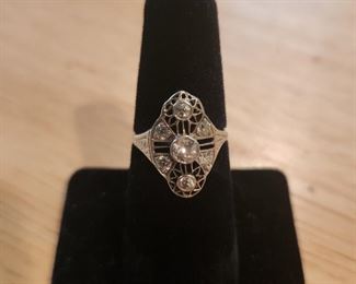 vintage estate jewelry diamond and gold ring