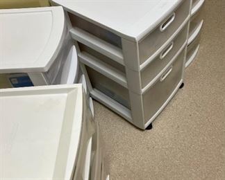 Plastic drawer units