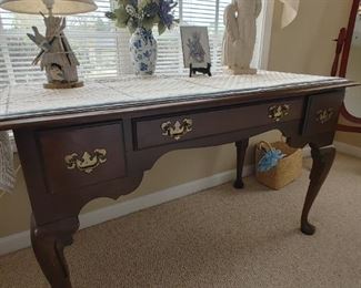 Gorgeous writing desk