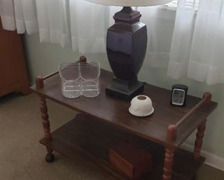occasional side table, lamp