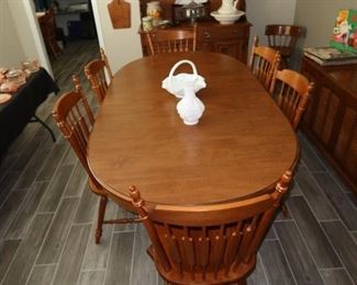 Gorgeous Hard Rock Maple Dining Table with 6 Chairs an 2 Leaves by Young Republic 