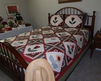 Vintage Farmhouse Style Queen Bed
Handmade Quilt 