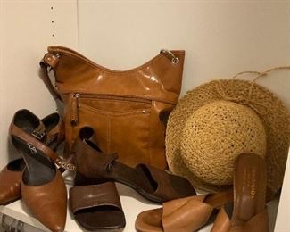 Women's  Shoes, 9 1/2. Sandals & Boots. Good brand shoes 
