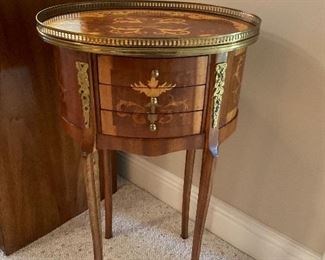 Antique, Side table