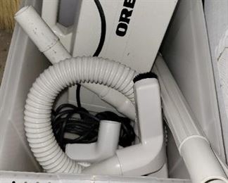 Oreck XL, Vacuum