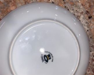 Papel collectible plates