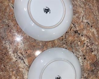 Papel collectible plates