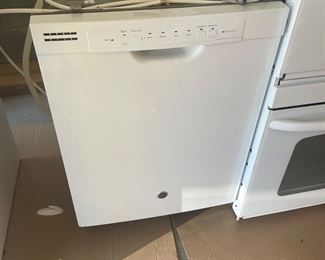 GE dishwasher - working - just removed from home last week 