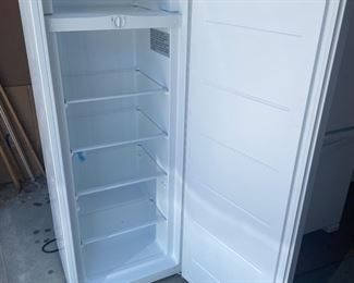 Insignia stand up freezer - like new 