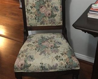 chair with matching settee