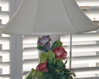 Gorgeous White Porcelain 27"  Lamp with Sculpted and Painted Flowers and Leaves on Wooden Base