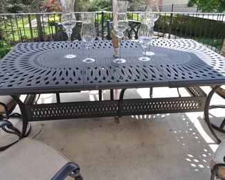 Close up View of the Montreal Collection Aluminum Expandable Dining Table, 48" x 84"