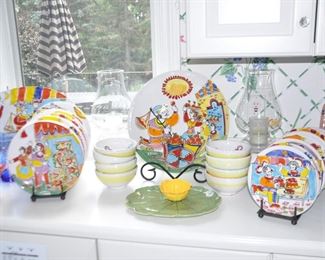 Spectacular LaMusa Hand-Painted Ceramics, made in Italy, Depicting Traditional Sicilian Folk Art. Available are Eight Dinner Plates, 8 Salad Plates (SOLD) 8 Bowls (SOLD) , a 13" Serving Bowl and 2 Platters (All Sold Separately).