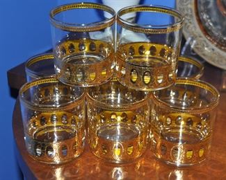 Close-Up of the Beautiful Culver, "Antiqua"  Double Old-Fashion Set of 8 Glasses