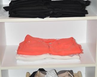 Still More Amazing Woman's Jeans Sizes 25-27 As Well As Phenomenal Wacoal Bras Size 32B.