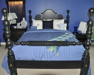 Fabulous Four-Poster Queen- Size Bed 