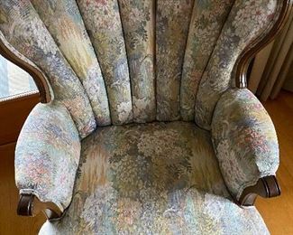 $160 Floral tufted arm chair.  Excellent condition.