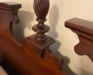 Detail of the headboard.