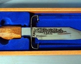 American International Mint Commemorative Collectors 5" Bowie Knife In Box