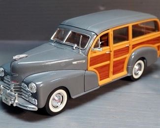 Welly Diecast 1936 Ford Deluxe Cabriolet, 1941 Chevrolet Special Deluxe, 1948 Chevrolet Fleet Master, And Sunny Side Ford Woody Wagon 1/24th Scale Mod