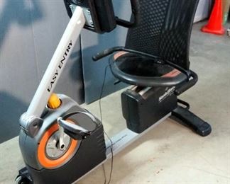 Nordic Track Audio Rider R 400 Stationary Bike With Interplay Music Port And One Touch Resistance