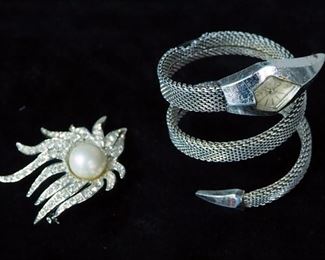 Avon Glass Trinket Jar, Rings, Dove Silhouette Ear Rings And More