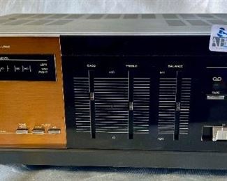 MITSUBISHI DA-U156 INTEGRATED AMP