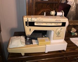Singer Finesse 834 sewing machine - works great!