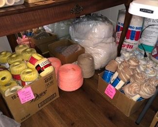 Crochet thread and yarn