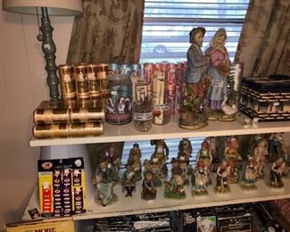 And lots more figurines - zoom in and look!