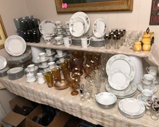 Some nice dinnerware!