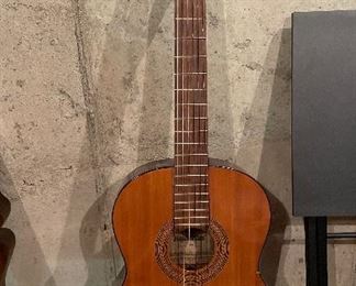 Aquarius Acoustic Guitar. Model 875. Photo 1 of 2. 