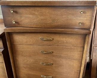 MCM Basset Furniture Industries Dresser