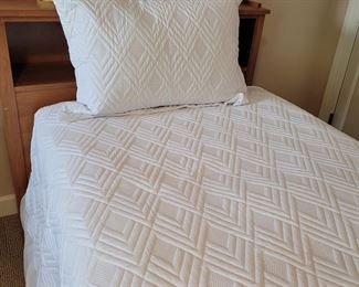 Twin size bedding