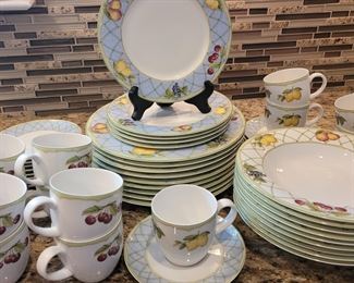 Mikasa Fruit Rapture