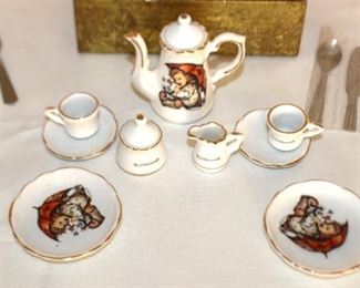 MJ Hummel mini tea set 