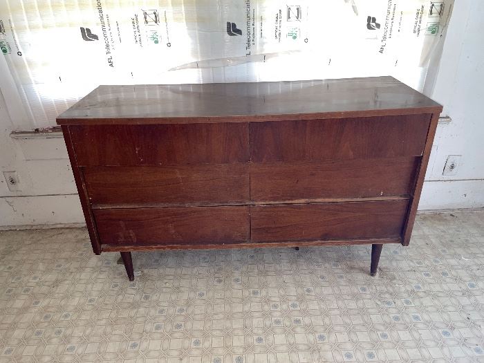 Dr O F Strong Estate Diggers Paradise starts on 4/13/2023