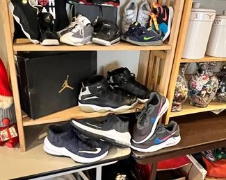 Bunch of kids Jordan’s… nice shape mostly around size 6-9