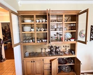 Substantial collection of serving pieces!