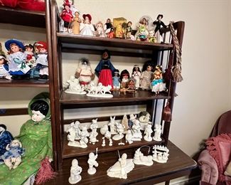 AMA ing doll collection and More snow babies! Where are all of these kids’ “snow parents” ? 