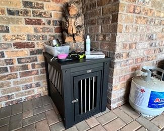 Really nice dog jail, err I mean crate, err house. Seriously though, this is a really nice one and in great shape. This is the fancy one that is a side table & an animal home.
