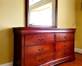 Traditional Mahogany Mirrored Dresser #5 - $165