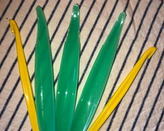 Vintage Tupperware grapefruit spoons and citrus peelers 