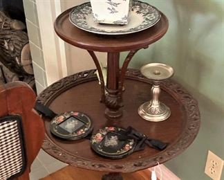 2-tier vintage pie table