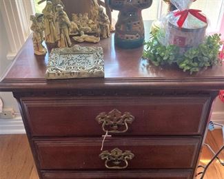 3-drawer nightstand; nativity