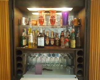 Lighted Bar service  area
With drop front working area